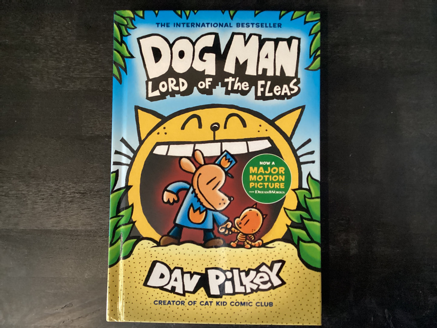 Dog Man: Lord of the Fleas: A Graphic Novel (Dog Man #5): From the Creator of Captain Underpants: Volume 5,Pilkey, Dav