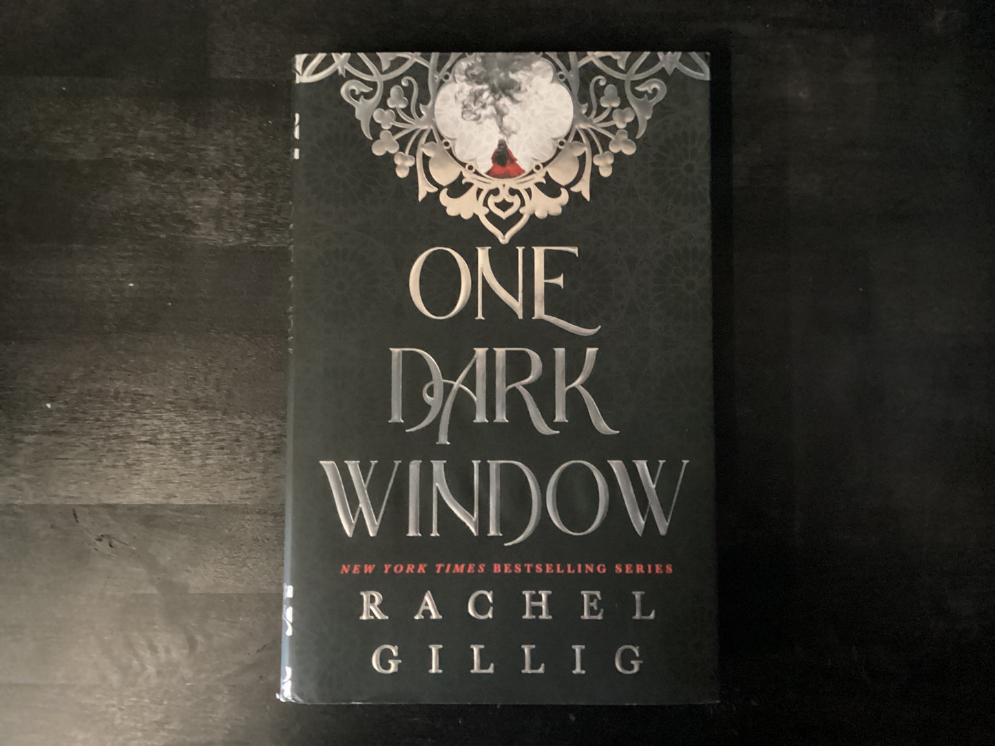 One Dark Window (Deluxe Limited Hardcover Edition) (Special),Gillig, Rachel