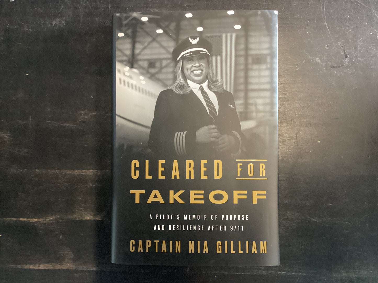 Cleared for takeoff - Gillian, Nia