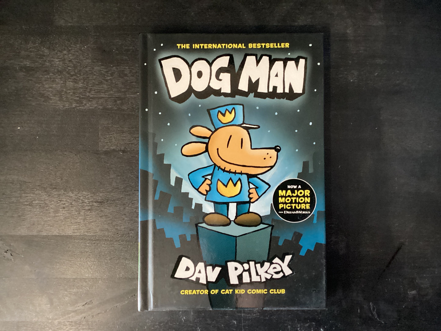 Dog Man: A Graphic Novel (Dog Man #1): From the Creator of Captain Underpants: Volume 1,Pilkey, Dav ; Pilkey, Dav