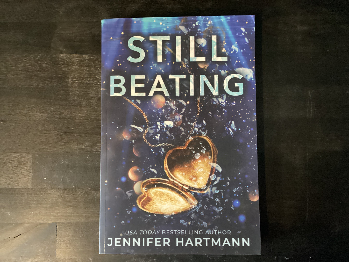 STILL BEATING ,HARTMANN JENNIF