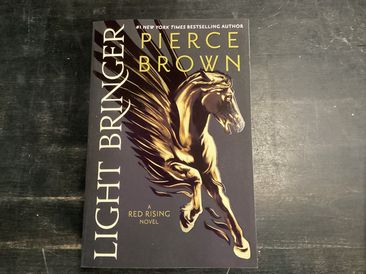 Light bringer - Brown, Pierce