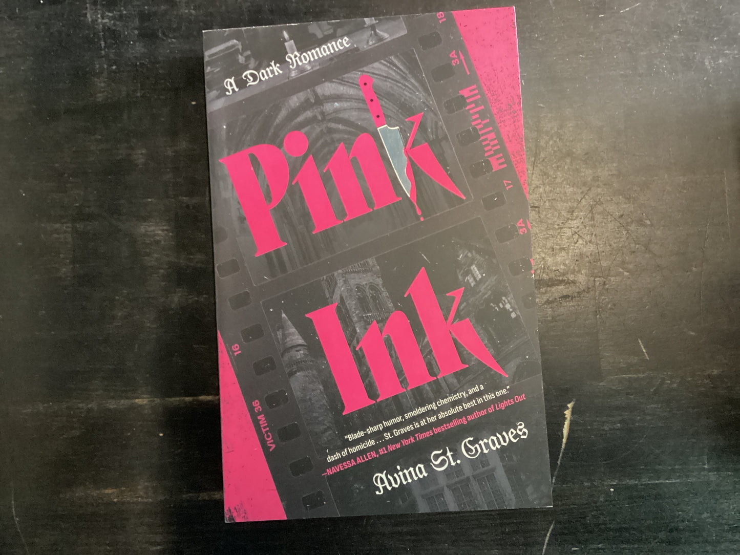 Pink ink - Graves, Avina