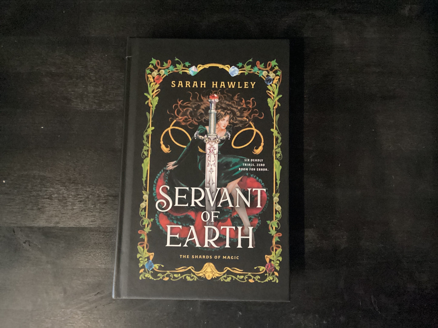 SERVANT OF EARTH              ,HAWLEY SARAH