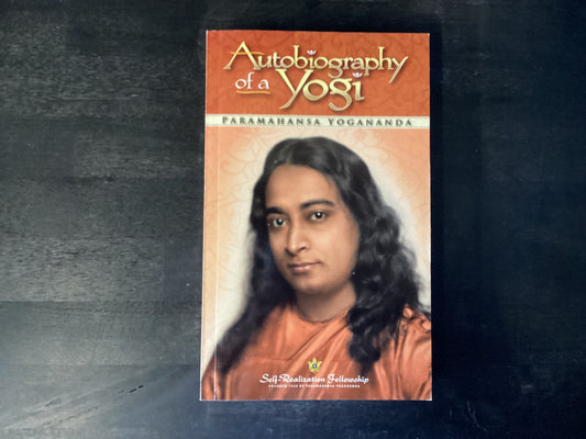 AUTOBIOG OF A YOGI            ,YOGANANDA PARAM