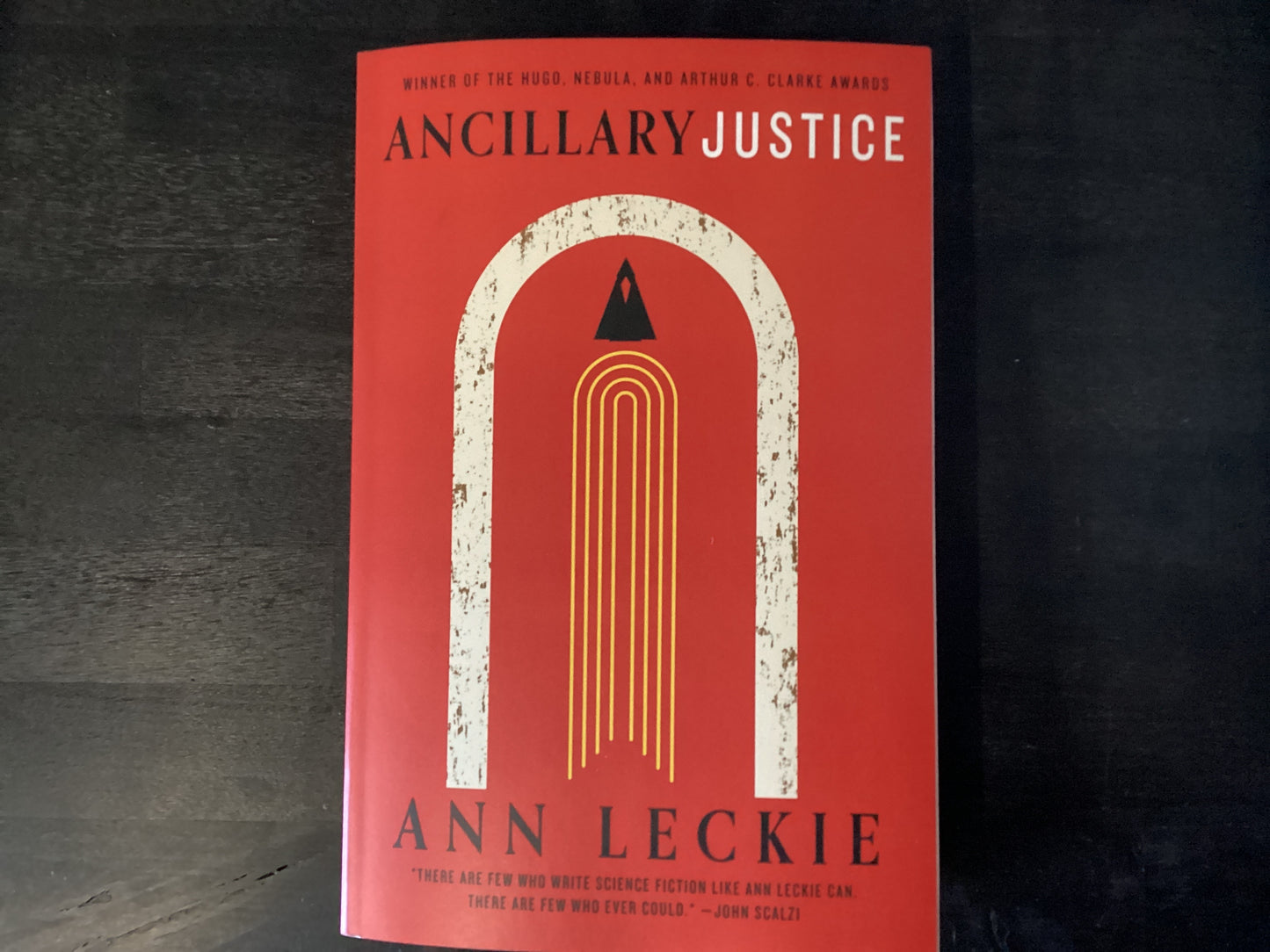 ANCILLARY JUSTICE             ,LECKIE ANN