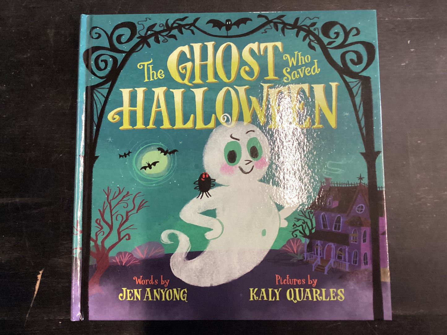 The ghost who saved Halloween - Anyong, Jen
