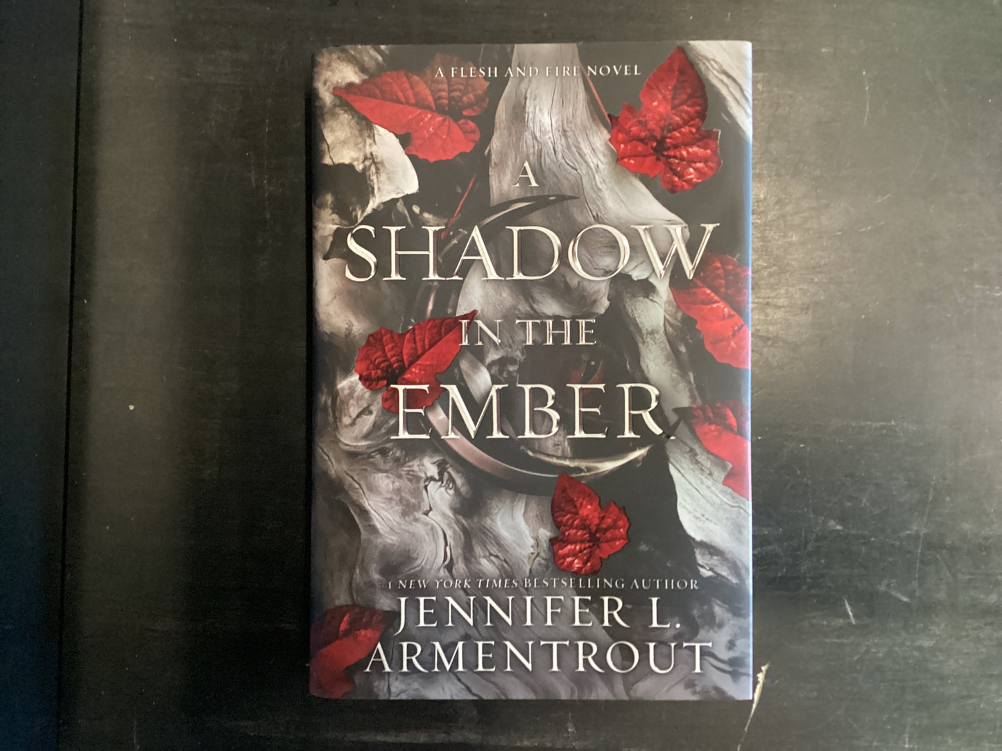 A Shadow in the Ember, Armentrout, Jennifer R.